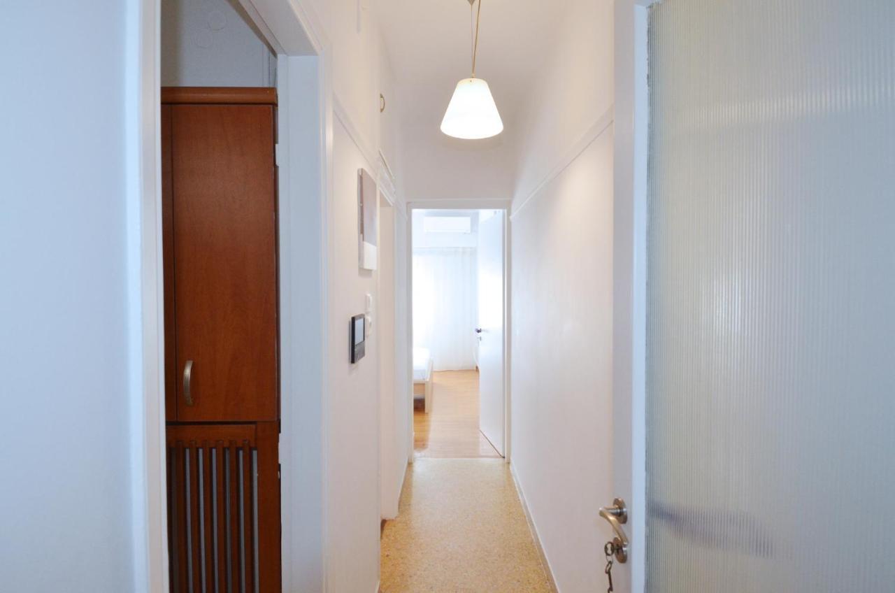 Apartment In The Heart Of Athens Next To Metro Экстерьер фото